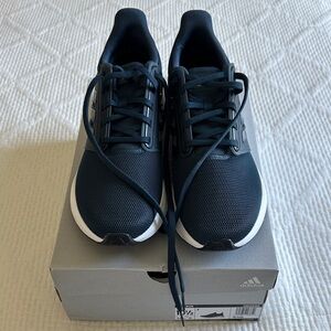 Adidas Blue and White Athletic Shoes Sleek Design